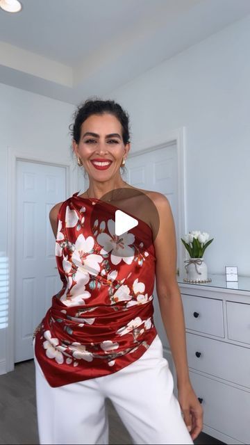 Different Ways To Tie Scarf Top, Scarves Into Tops, Ways To Tie A Scarf As A Shirt, How To Style Scarves As Tops, How To Style A Scarf As A Top, How To Wear A Scarf As A Top, Silk Scarf Top Tutorial, Diy One Shoulder Top, Scarf Top Outfit Tutorial