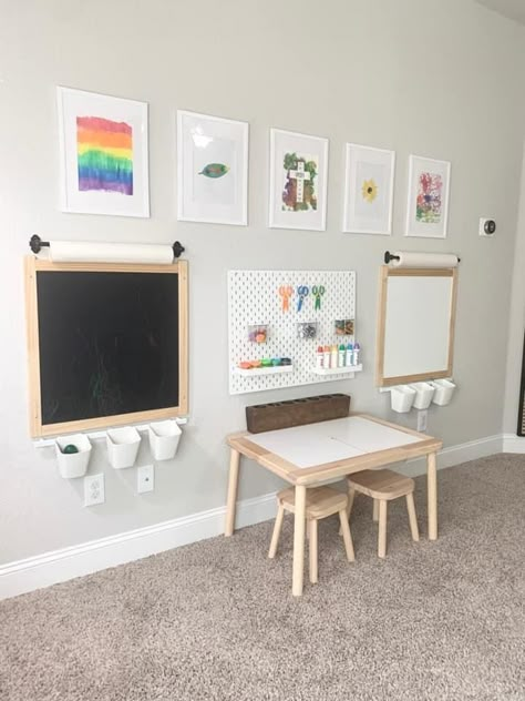 Camera Montessori, Small Kids Playrooms, Playrooms Ideas, Playroom Idea, Organization Playroom, Playroom Decoration, Small Playroom, Playroom Inspiration, Minecraft Basement