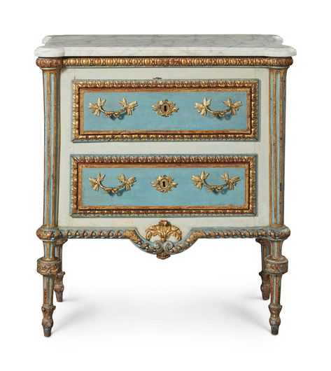 Neoclassic Furniture, Neoclassical Furniture, Powder Room Decor, Surface Decoration, European Furniture, Chandelier In Living Room, Century Furniture, Classic Furniture, Neoclassical