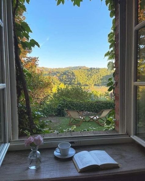 Cottage Aesthetic, Window View, Italian Summer, Open Window, Through The Window, Nature Aesthetic, Pretty Places, 그림 그리기, Summer Aesthetic