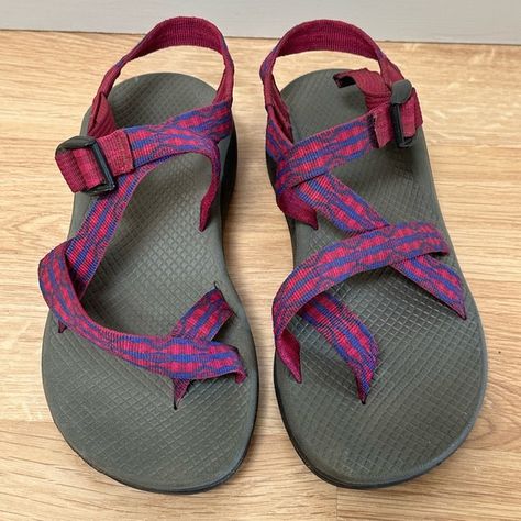 Chaco Cloud Women’s Adjustable Sandals Cloud Sandals, Chaco Shoes, Adjustable Straps, Heavy Duty, Everyday Wear, Camping, Sandals, Purple, Jewelry Watches