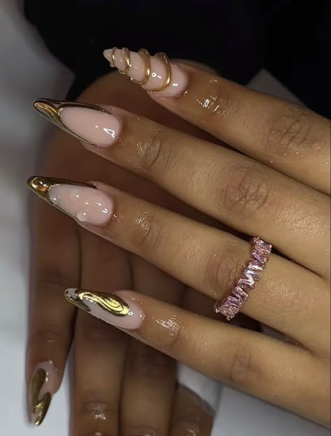 Modified French Tip Nails, Honey Drip Nails, Holiday Nails Black Women, New Years Eve Outfits House Party, Almond Nails Inspo Aesthetic, Birthday Nails Oval, Almond Birthday Nails, Classy Birthday Nails, Nail Designs Vacation