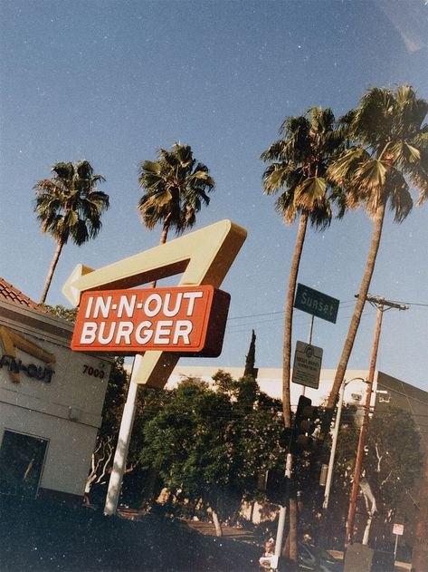 retro, aesthetic, in n out, california Collage Mural, In-n-out Burger, Bedroom Wall Collage, California Vibe, 80s Aesthetic, Picture Collage Wall, Retro Photo, Photo Wall Collage, Picture Collage