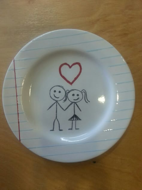 Stick figure pottery plate Couple Pottery Painting Ideas, Clay Cafe Ideas, Painting Pottery Ideas, Pottery Painting Ideas Easy, Sharpie Plates, Color Me Mine Ideas, Ceramic Painting Ideas, Clay Cafe, Ceramic Cafe