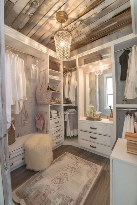 Closet Ideas For Small Spaces Bedroom, Closet Ideas For Small Spaces, Diy Walk In Closet, Small Walk In Closet, Small Closet Space, Closets Design, Dream Closet Design, Luxury Closets Design, Small Space Bedroom