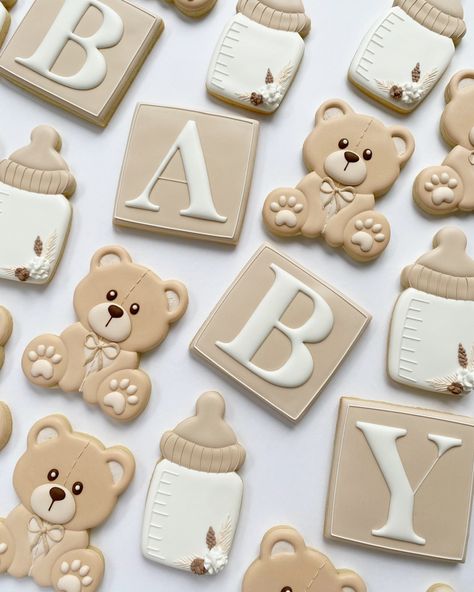 Baby shower
Teddy bear cookies
Teddy bear 
Baby shower cookies
Gender neutral cookies Teddy Bear Baby Shower Cookies, Bear Baby Shower Cookies, Baby Shower Cookies Neutral, Baby Shower Oso, Teddy Bear Baby Shower Theme, Baby Shower Themes Neutral, Teddy Bear Cookies, Bear Baby Shower Theme, Baby Shower Dessert Table