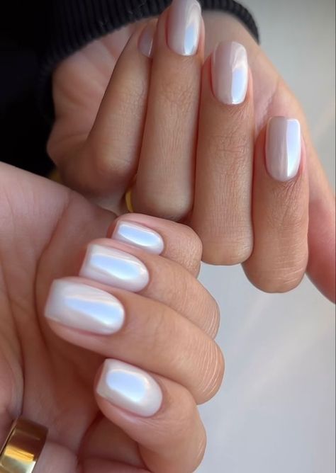 27 Wedding Nails Inspiration: Sleek Opalescence for the Modern Bride Square Engagement Nails, Short Square Wedding Nails, Bridal Shower Nail Ideas, Mochi Wedding, Light White Nails, Light Nails Ideas, Maid Of Honor Nails Ideas, Fun Bridal Nails, Bachelorette Nails The Bride