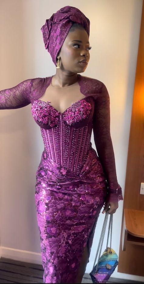 Square Neck Asoebi Dress, Trendy Lace Asoebi Styles 2024, Queen Anne Neckline Asoebi Styles, Wine Lace Aso Ebi Styles, Simple Asoebi Styles Lace, Lace Gown Styles Nigerian, Asoebi Styles Lace, Lace Asoebi Styles, Asoebi Lace Styles