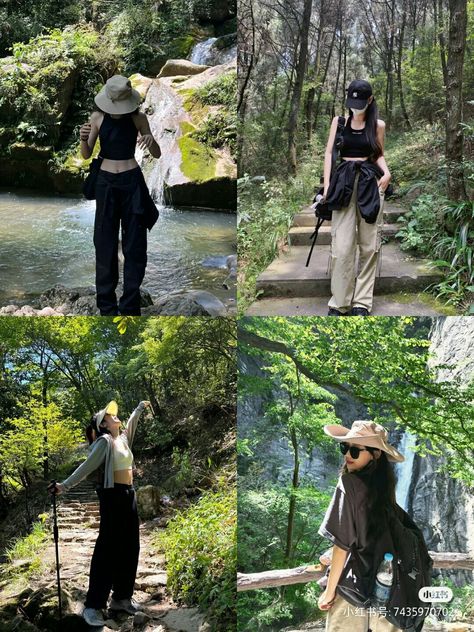 Trekking Poses Women, Women Trekking Outfit, Aesthetic Travelling Outfits, Travel Outfit Mountain, Trekking Aesthetic Outfit, Poses In Mountain Women, Trekking Outfit Ideas, Hiking Looks For Women, Camping Clothes Aesthetic