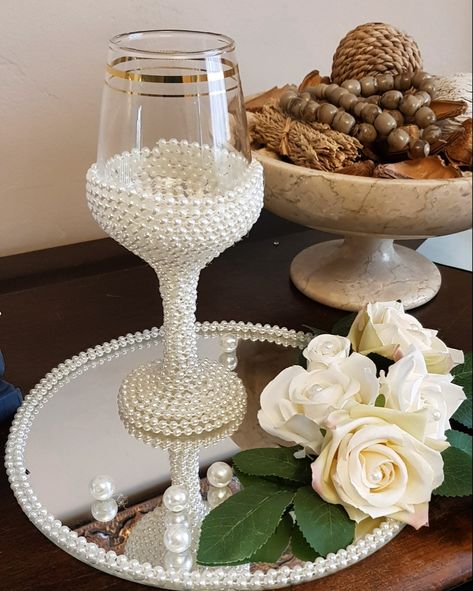 Made to order milk glass and mirror set for wedding. Event Experience, Mirror Tray, Tray Set, Mirror Set, Wedding Event Planning, Builder Website, Milk Glass, Party Decor, Event Planning