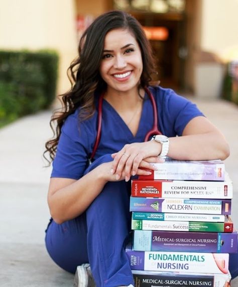 Fall Nursing Graduation Pictures, Nurse Practioner Graduation Pictures, Nurse Grad Pictures Photo Ideas, Nursing Graduation Pictures With Books, Nurse Graduation Dress, Nursing Graduation Pictures With Family, Nursing School Graduation Picture Ideas, Senior Nurse Pictures, Nurse Grad Pics Scrubs