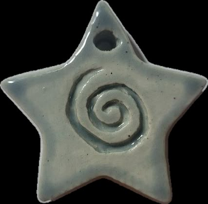 pottery star with swirl American Clay, Handmade Bookmarks Diy, Clay Bar, Air Dry Clay Projects, Fun Crafts To Do, Wire Wrapping Crystals, Small Canvas Art, Cute Clay, Clay Art Projects