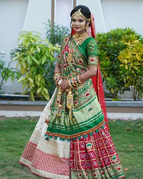 Latest Panetar Lehenga Gujarati, Gujarati Panetar Bridal, Gujarati Bride Panetar Lehenga Choli, Panetar Lehenga Gujarati, Gujrati Bride Gharchola, Bridal Choli, Marriage Outfit, Wedding Lengha, Gown Dress Party Wear