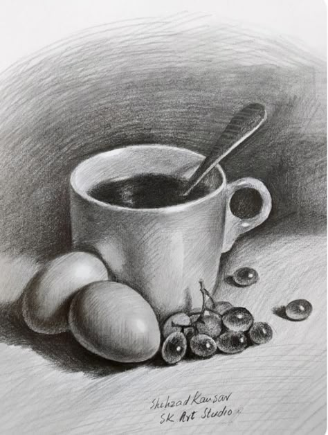 Sketches Pencil Objects, Food Colored Pencil Drawings, Still Life Pencil Shading Easy, Food Drawing Sketches Pencil, Pencil Painting Ideas, Painting Ideas Pencil, Still Life Art Drawing, Still Life Pencil Sketch, Drawing Ideas Shading