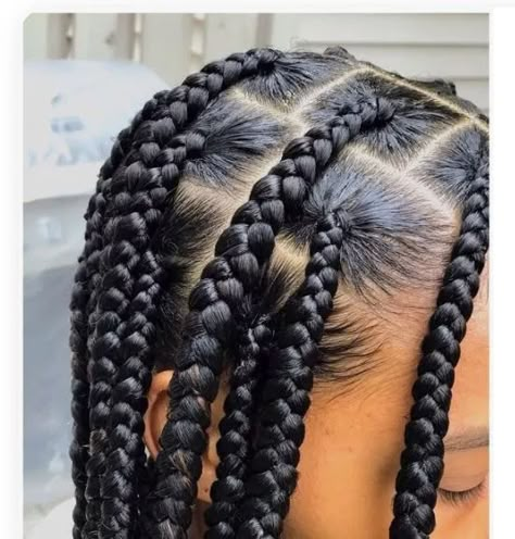 3 Tips To Getting Realistic Jumbo Knotless Braids - Emily CottonTop Large Part Knotless Braids, Box Braids Hairstyles Jumbo, Large Knotless Box Braids, Jumbo Knotless Box Braids, Thick Braids, Jumbo Knotless, Braids Inspiration, Chunky Braids, Big Box Braids