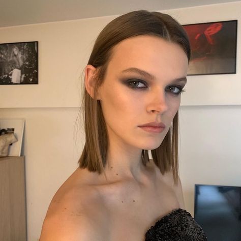 cara taylor on Instagram: “🖤” Be A Baddie, Cara Taylor, Walking In Heels, Model Inspo, Best Model, Exclusive Fashion, Brown Hair Colors, Social Events, Model Agency