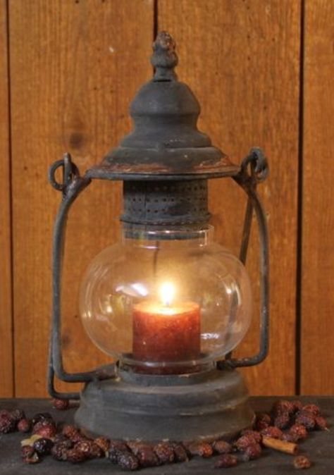 Lantern Primitive Lanterns, Camp Lantern, Primitive Lamps, Driftwood Chandelier, Primitive Lighting, Lamp Rustic, Old Lanterns, Lamp Candle, Antique Lanterns