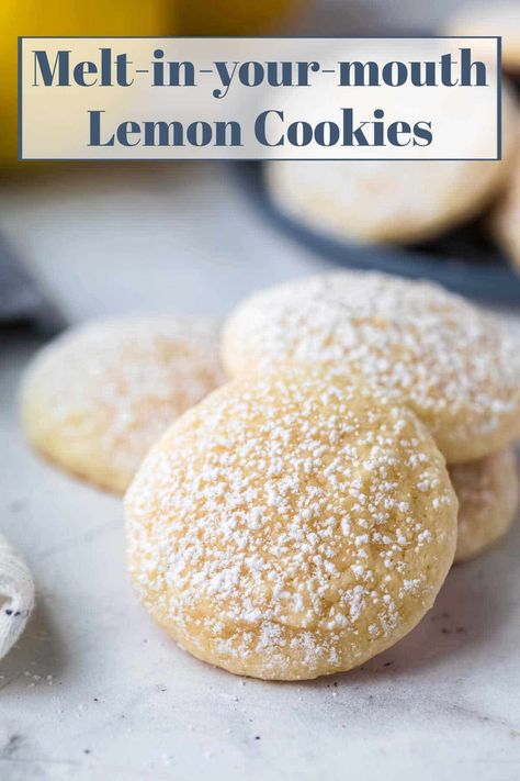 These Lemon Cookies are soft, melt-in-your-mouth lemon cookies that are a copycat for Paradise Bakery's lemon cookie recipe! Lemon Cookie Recipe, Lemon Sugar Cookies Recipe, Lemon Cookies Easy, Meltaway Cookies, Lemon Drop Cookies, Lemon Cookie, Drop Cookie Recipes, Lemon Cookies Recipes, Lemon Sugar Cookies