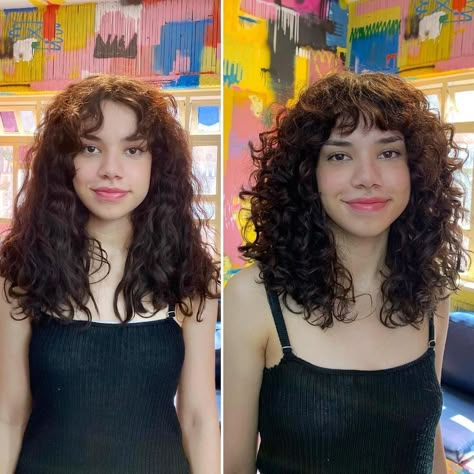 20 Flattering Shaggy Hair to Inspire You Shaggy Haircuts Curly Hair, Curly Shaggy Hair, Shaggy Curly Hair, Jayne Matthews, Corte Shaggy, Layered Curly Haircuts, Curly Shag Haircut, Long Curly Haircuts, Good Haircut