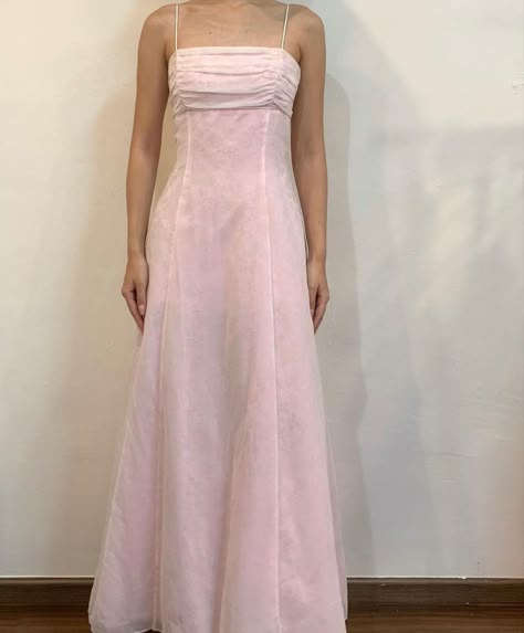 Babydoll Prom Dress Long, Prom Dresses Empire Waist, Lana Del Rey Inspired Prom Dress, Empire Prom Dress, Balletcore Prom Dress, Pink 90s Dress, Coquette Bridesmaid Dresses, Early 2000 Prom Dress, Pink 90s Prom Dress