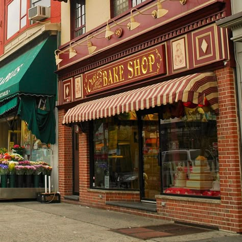 Cafe Building, America Street, Downtown Street, Shop Street, 90s Home, Small Town America, American Street, Main Street Usa, Architecture Tattoo