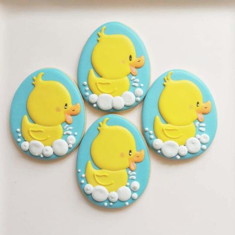 Duck Birthday Theme, Rubber Duck Birthday, Duck Cookies, Duck Bath, Ducky Baby Showers, Baby Shower Host, Cookie Pictures, Ducky Baby Shower, Candle Crafts