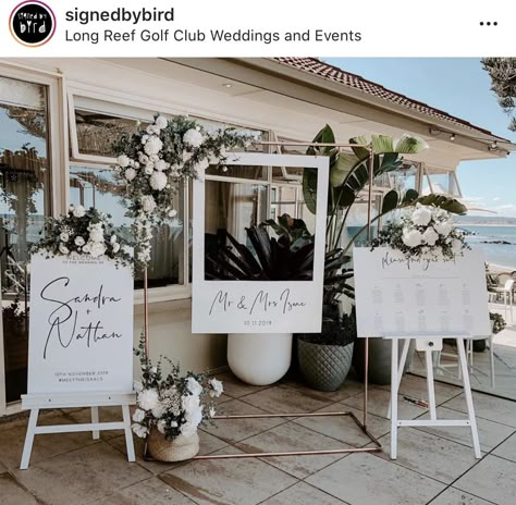 Wedding Backdrop Aesthetic, Engagement Photobooth Ideas, Diy Modern Wedding Decor, Wedding Photo Backdrop Diy, Diy Photobooth Wedding, Wedding Picture Decor, Photoboth Mariage, Diy Photo Booth Wedding, Photobooth Wedding Ideas