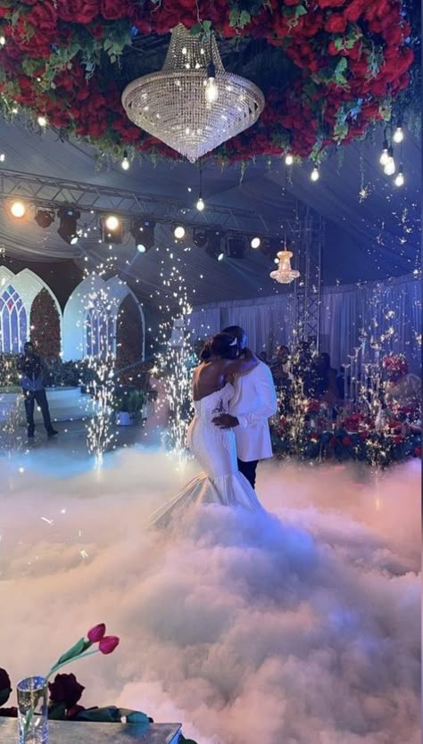 Dream Wedding Reception, Wedding Venue Decorations, Winter Wonderland Wedding, Dream Wedding Ideas Dresses, Future Wedding Plans, Wedding Goals, Dream Wedding Ideas, Wonderland Wedding, Red Wedding