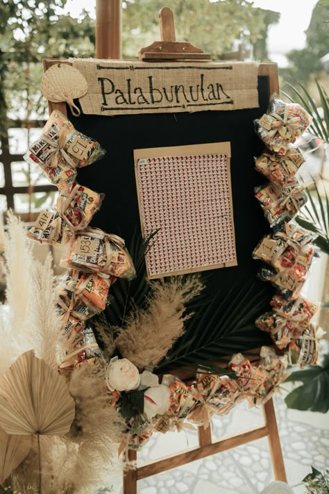 Filipino Themed Wedding, Filipina Wedding, Traditional Filipino Wedding, Pinoy Fiesta, Fiesta Wedding Theme, Filipino Party, Paskong Pinoy, Filipiniana Wedding Theme, Sari Sari Store