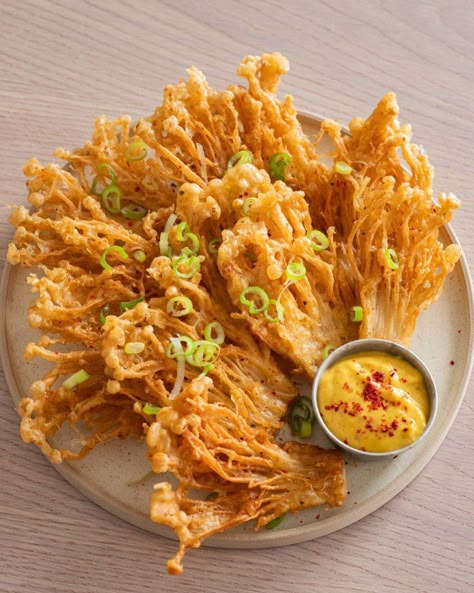 Vegan Crispy Enoki Mushrooms with Amba Mayo - Best of Vegan Baked Enoki Mushrooms, Crispy Enoki Mushrooms, Fried Jackfruit, Enoki Mushroom Recipe, Enoki Mushrooms, Mayo Recipe, Dinner Bowl, Burnt Toast, Mapo Tofu