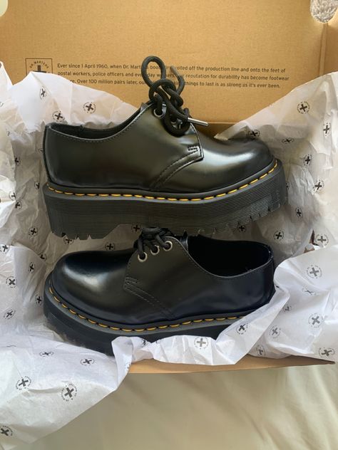 Doc Platforms, Doc Martens 1461 Platform, 1461 Dr Martens Outfit, Doc Martens Heels, Low Doc Martens, 1461 Platform, 1461 Dr Martens, Docs Shoes, Doc Martens Aesthetic