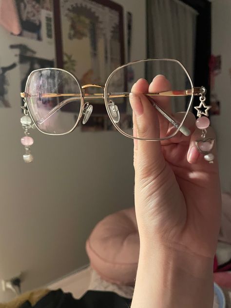 Kawaii Glasses, Clear Glasses Frames Women, Glasses Women Fashion Eyeglasses, Jewelry Coquette, Y2k Glasses, Fancy Glasses, Glasses Inspiration, Clear Glasses Frames, Funky Glasses