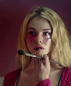 The Neon Demon, Neon Demon, Effie Trinket, Elle Fanning, Jolie Photo, Makeup Inspo, Maquillaje De Ojos, Makeup Inspiration, Pretty People