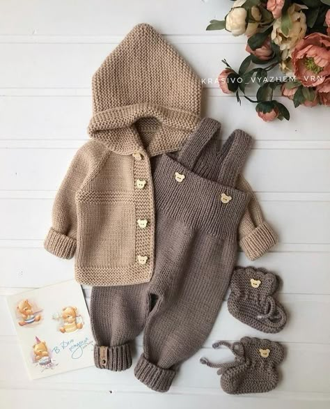 Baby Boy Knitting Patterns, Baby Sweater Patterns, Baby Sweater Knitting Pattern, Baby Boy Knitting, Baby Knitwear, Stil Boho, Knitted Baby Clothes, Boys Knits, Baby Knits