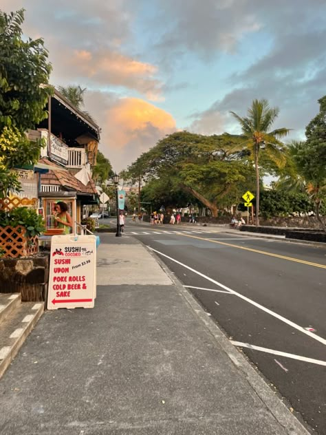 Summer In Hawaii Aesthetic, Living In Hawaii Life, Hawaii Neighborhood, Kona Hawaii Aesthetic, Kona Aesthetic, Living In Hawaii Aesthetic, Hawaii School, Kona Island, The Big Island Hawaii