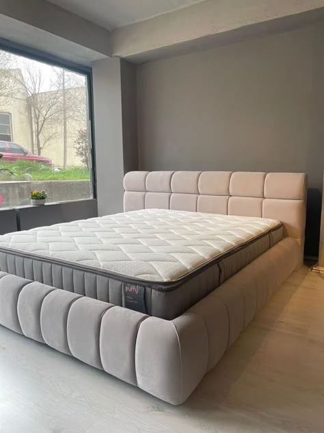 Somier Cama Ideas, Bedroom Design Trends, Bed Headboard Design, Bedroom Interior Design Luxury, Bed Frame Design, Sofa Bed Design, Bed Design Modern, Dream Apartment Decor, Bedroom Decor Design