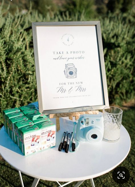 Backyard Graduation Party Ideas, Wedding Guest Activities, Outdoor Graduation Party, Wedding Guest Book Table, Backyard Graduation Party, Polaroid Wedding, Outdoor Graduation, Graduation Party Ideas, Dream Wedding Decorations