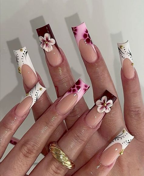 September Nails Aesthetic, Birthday Nails September, Gel Flower Nail Designs, September Birthday Nails, Nails With Pink Flowers, Summer Nails Flowers, Dramatic Nails, Earthy Nails, Hawaii Nails