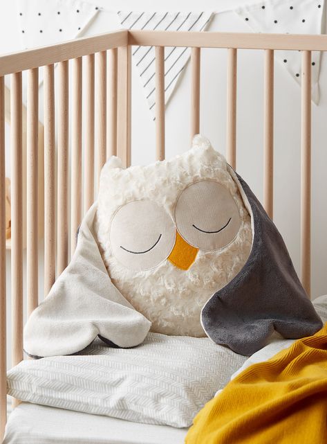 Sully the owl plush cushion | Petit Loulou | | Simons Couch Monster, Owl Sewing, Owl Cushion, Sewing Cushions, Handmade Soft Toys, Owl Plush, Owl Pillow, Baby Owls, Kids Pillows