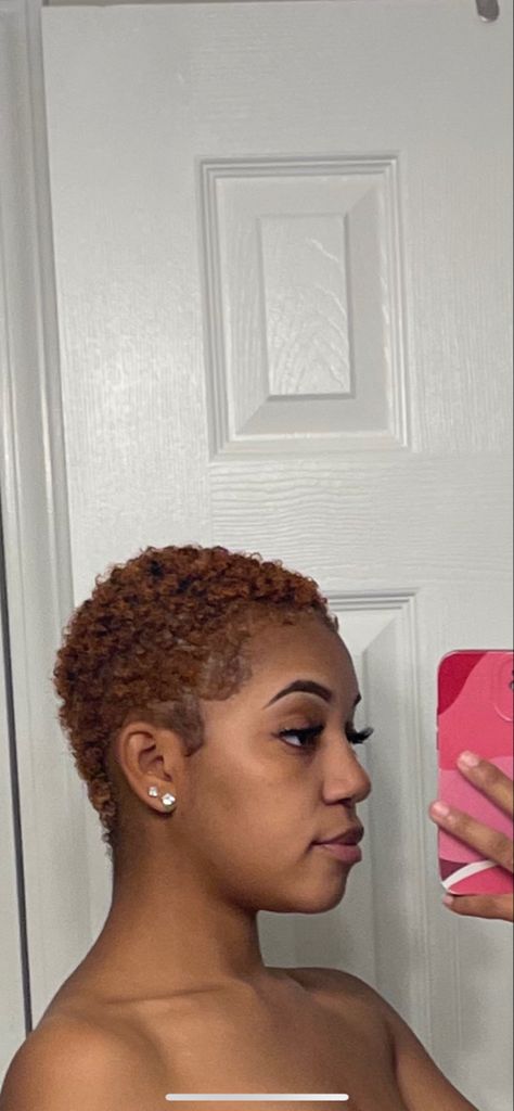 Black Women Copper Hair Color, Short Hair Dye Black Women, Short Hairstyle Women Ginger Hair, Simple Shaved Hair Designs For Women, Buzzcut On Black Women, Cut And Dye Black Women, Big Chop And Color, Short Natural Ginger Hair, Low Hair Cut For Women