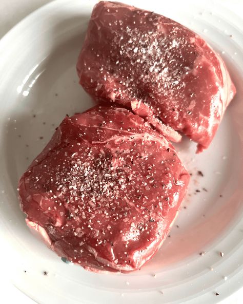 How to Grill Top Sirloin Steak Top Sirloin Steak Recipes Grilled, Grilled Sirloin Steak Recipes, Top Sirloin Steak Recipe, Grilled Chicken Burgers, Smoked Potatoes, Sirloin Steak Recipes, Smoked Meatloaf, Fillet Steak, Top Sirloin Steak