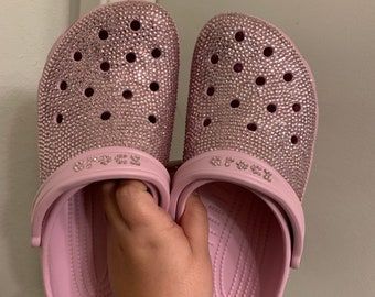 Blinged Crocs, Croc Designs, Bedazzled Crocs, Bling Crocs, Purple Crocs, Crocs Ideas, Custom Crocs, Pink Crocs, Crocs Fashion