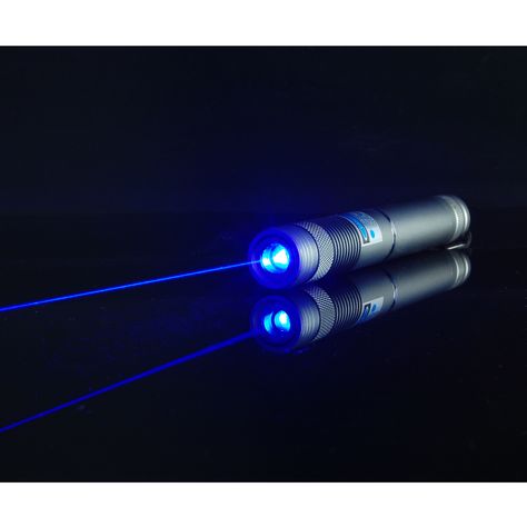 5000mW 450nm Laser Pointer Pen http://www.eachbyte.com/5000mw-450nm-high-power-adjust-focus-blue-laser-pointer-pen-1-x-18650-battery.html Green Laser Pointer, Blue Laser, Pixel Drawing, Laser Pointer, Green Laser, 18650 Battery, Nasa, Cute Wallpapers, Dark Blue