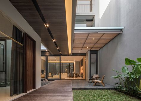 Gallery of LF HOUSE / Rakta Studio - 3 Rakta Studio, Residential Plan, Indonesian House, Modern Tropical House, Modern Patio Design, Tropical House Design, Timber Ceiling, Pool Villa, Bloxburg Ideas