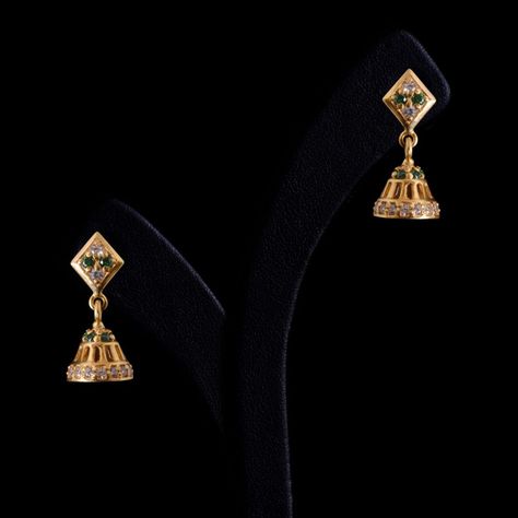 Small Gold Jumkhas, Small Size Gold Jumkas, Small Tops Earrings Gold, Simple Gold Jhumka, Small Buttalu Earrings Gold, Small Jhumka Earrings Gold Indian, Small Jhumkas Gold, Small Ear Rings Gold, Small Jhumki Earrings Gold