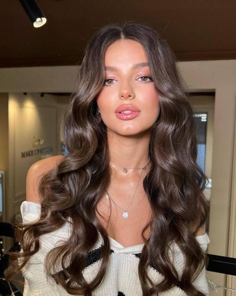 Long Curls Hairstyles, Bridal Hair Down, Rambut Brunette, Brown Hair Looks, Curls For Long Hair, Ball Hairstyles, Long Hair Wedding Styles, Blonde Hair Looks, Haircuts Straight Hair