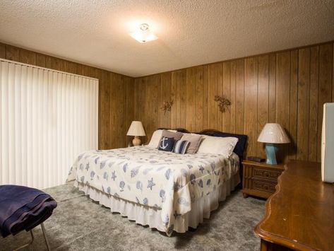 Wood Paneling Remodel, Wall Panelling Living Room, Wall Panelling Design Living Room, Design For Living Room Wall, Paneling Remodel, Living Room Wall Panelling, Half Wall Panelling, Panelling Living Room, Painting Over Paneling