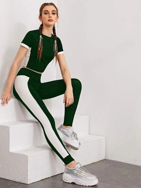 Color Block Tee & Contrast Side Seam Leggings Set | SHEIN USA Color Block Tee, Color Block Leggings, Weight Workout Plan, Leggings Set, Pants Women, Shein Style, Two Piece Outfit, Yoga Pants, Fashion News