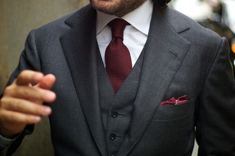 Charcoal suit and burgundy tie Charcoal Suit, Burgundy Tie, Maroon Wedding, Suits Men, Wedding Groomsmen, Groomsmen Suits, Red Tie, Groomsmen Attire, Gray Weddings