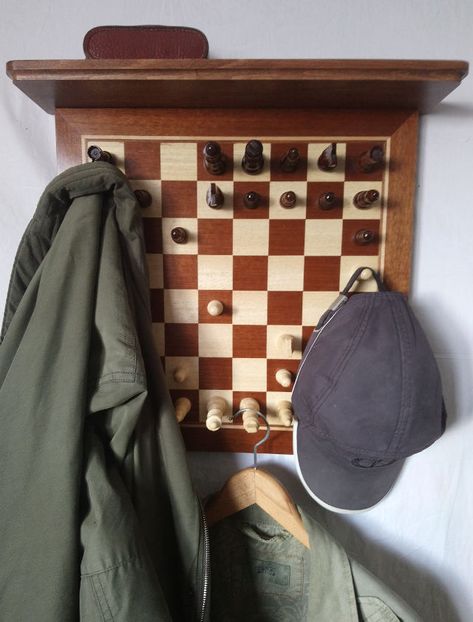 Clever: Wooden Chess Board Coat Racks Weird Furniture, Deco Studio, Coat Hangers, Apartment Decor Inspiration, Coat Racks, Future Apartment, Cute Room Decor, Room Inspiration Bedroom, Dream House Decor